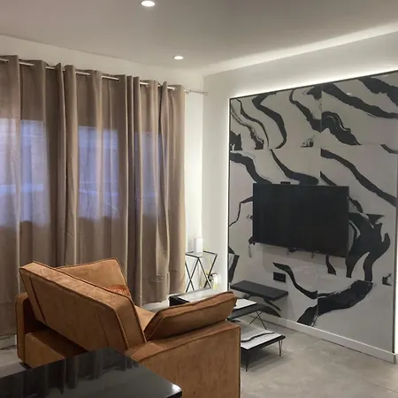 Apartment District Key - Arquitecto Gasco