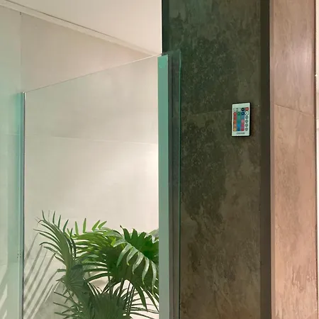Amplio Estudio En Appartement *