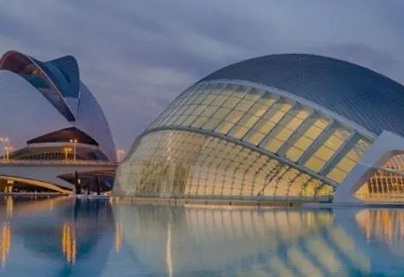 Amplio Estudio En Valencia *